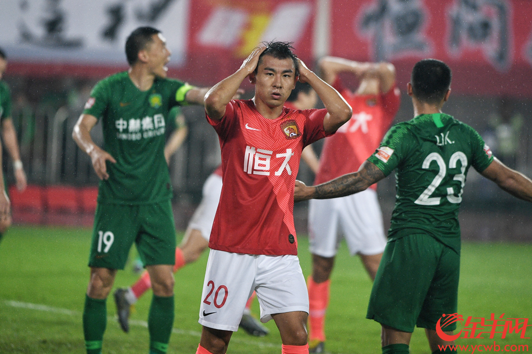 金年会-包含今晨中超焦点战；新疆广汇遗憾出局；管理层满意；年轻球员得到机会的词条